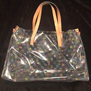 Dooney and Bourke clear tote